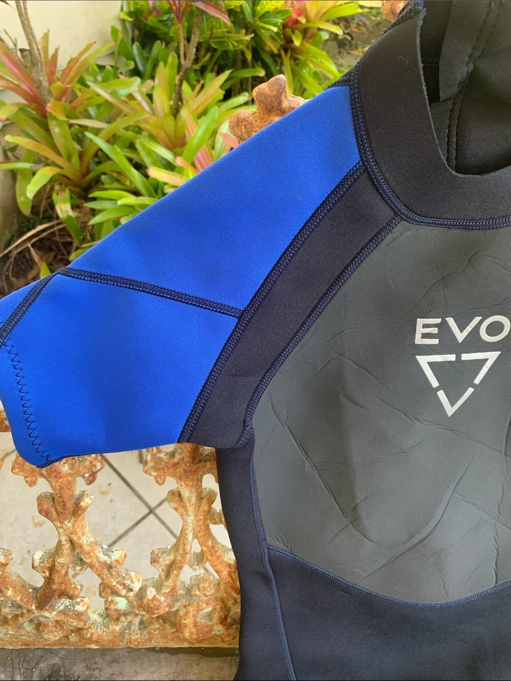 EVO Kids Short Sleeve Swim Wetsuit and Rashguard - Black and Blue